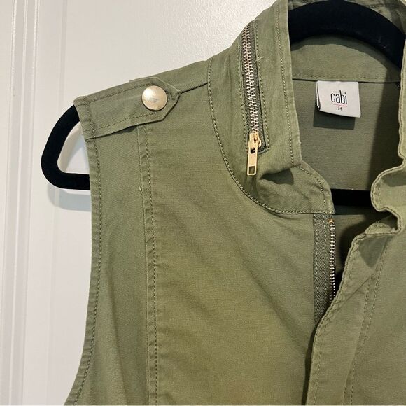 Cabi Explorer Utility Vest in Olive Green Style# 5101 Size Medium Full Zip - Picture 8 of 15
